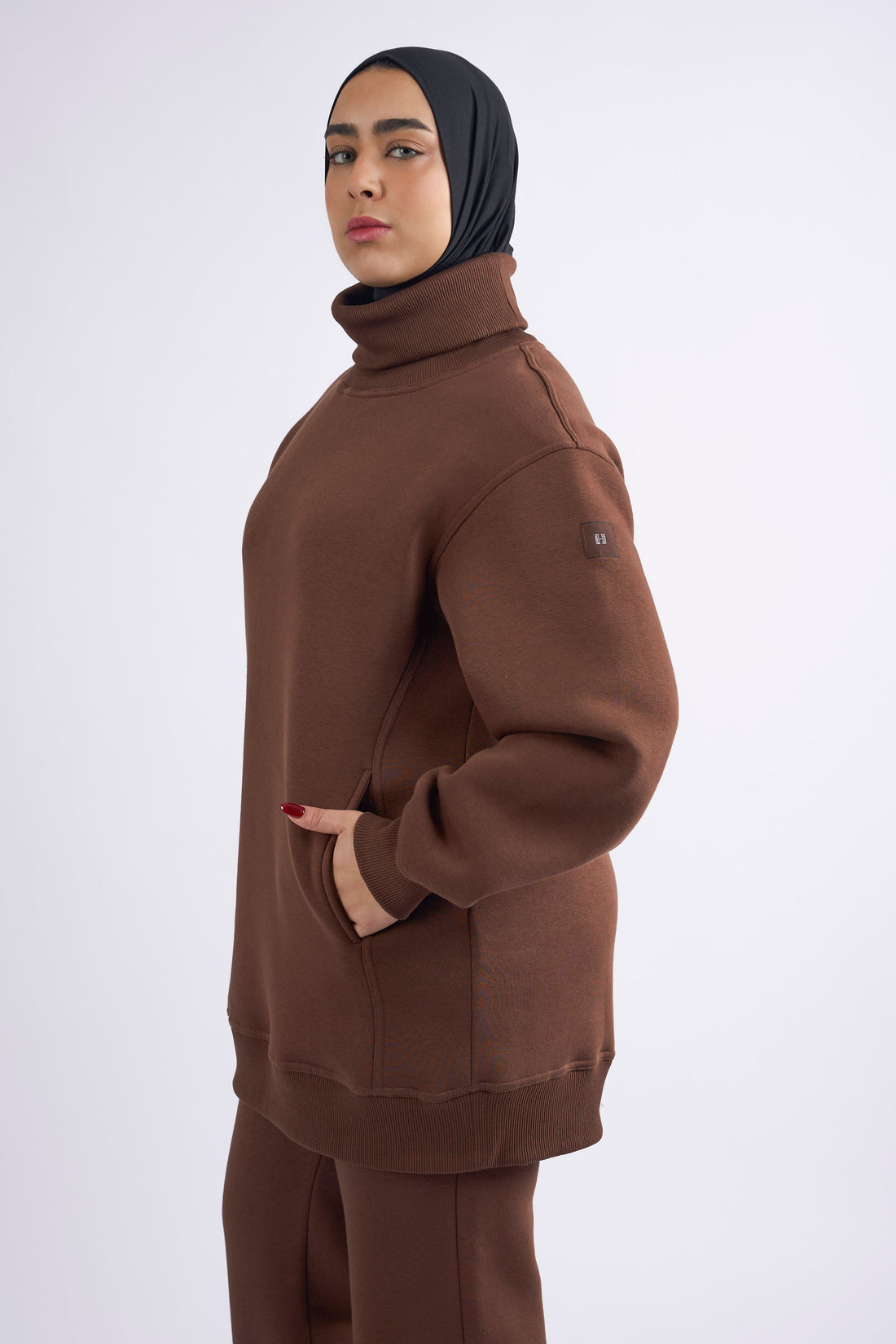 Soft High-Neck Sweater - Brown